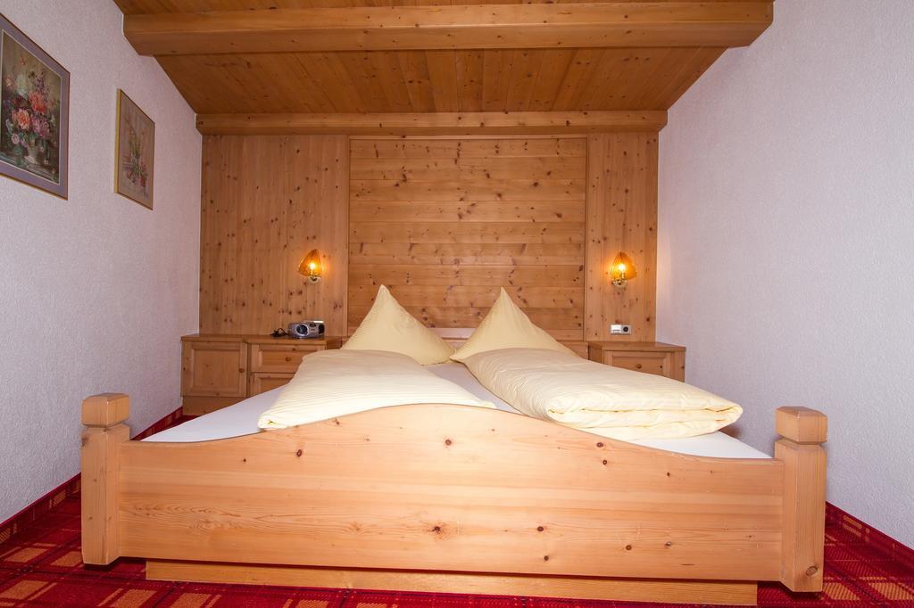 Ferienwohnung Fiegl Alois Längenfeld Zimmer foto